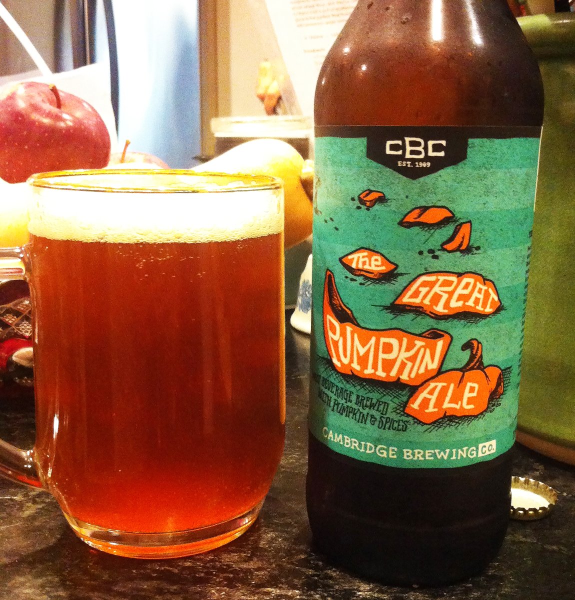 cambridge brewing co. the great pumpkin ale bottle and glass