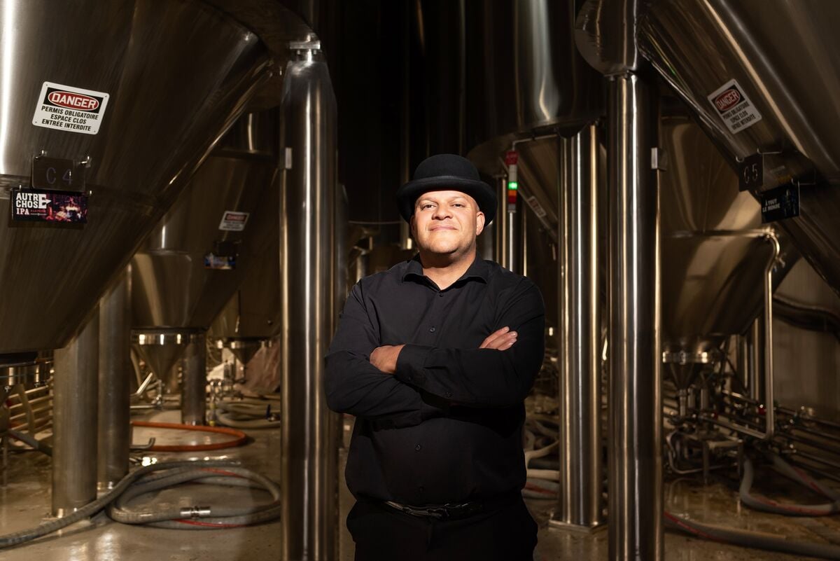 unibroue brewmaster jerry vietz in the brewhouse